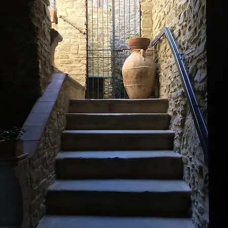 Pozzo Medievale * Prignano Cilento